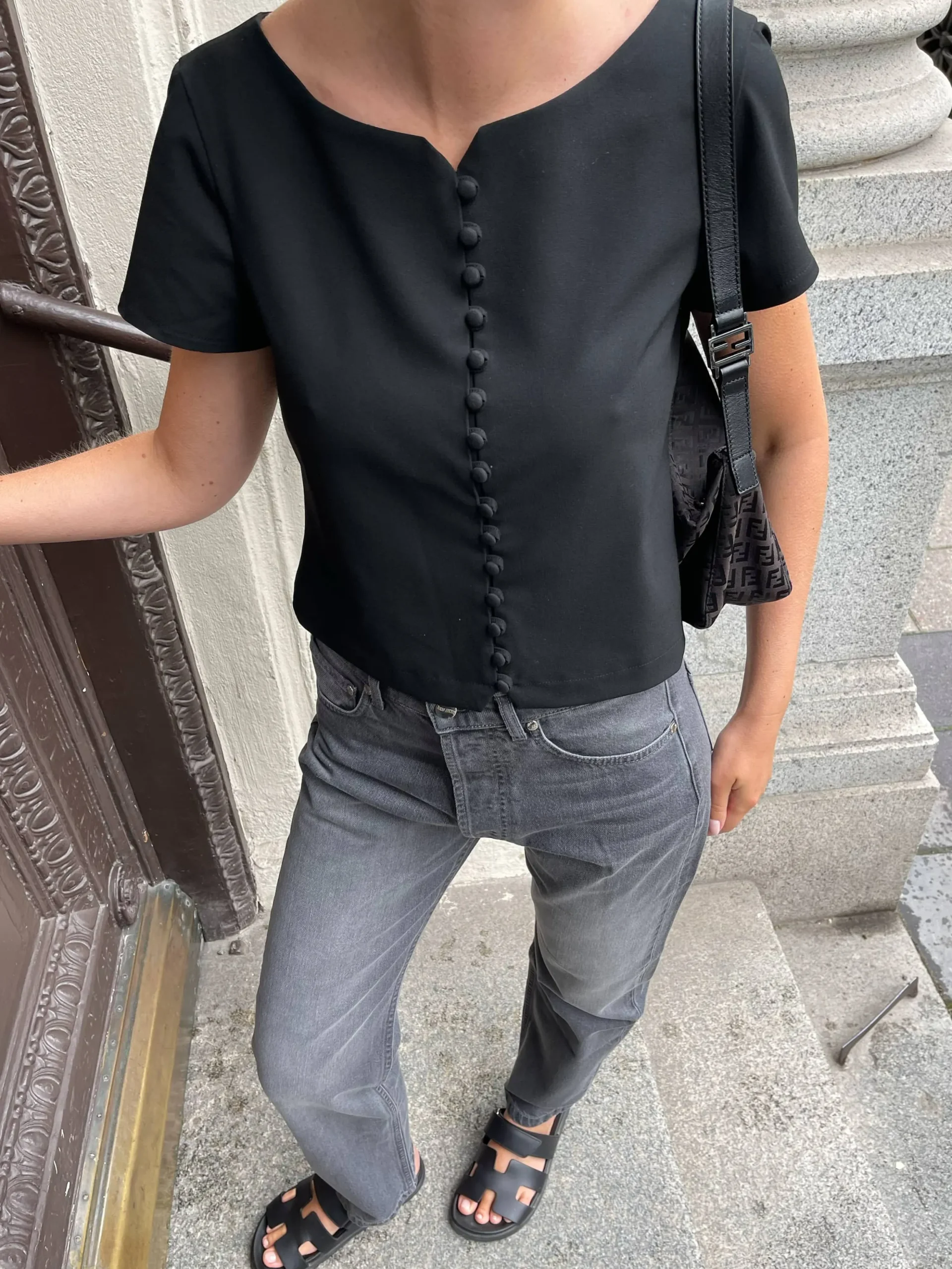 Day-to-day Top Black