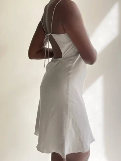 Dream Dress Mini Pebble