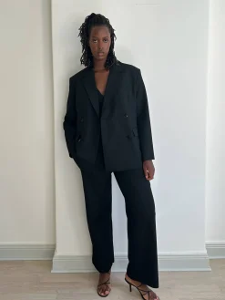 Essential Blazer Black