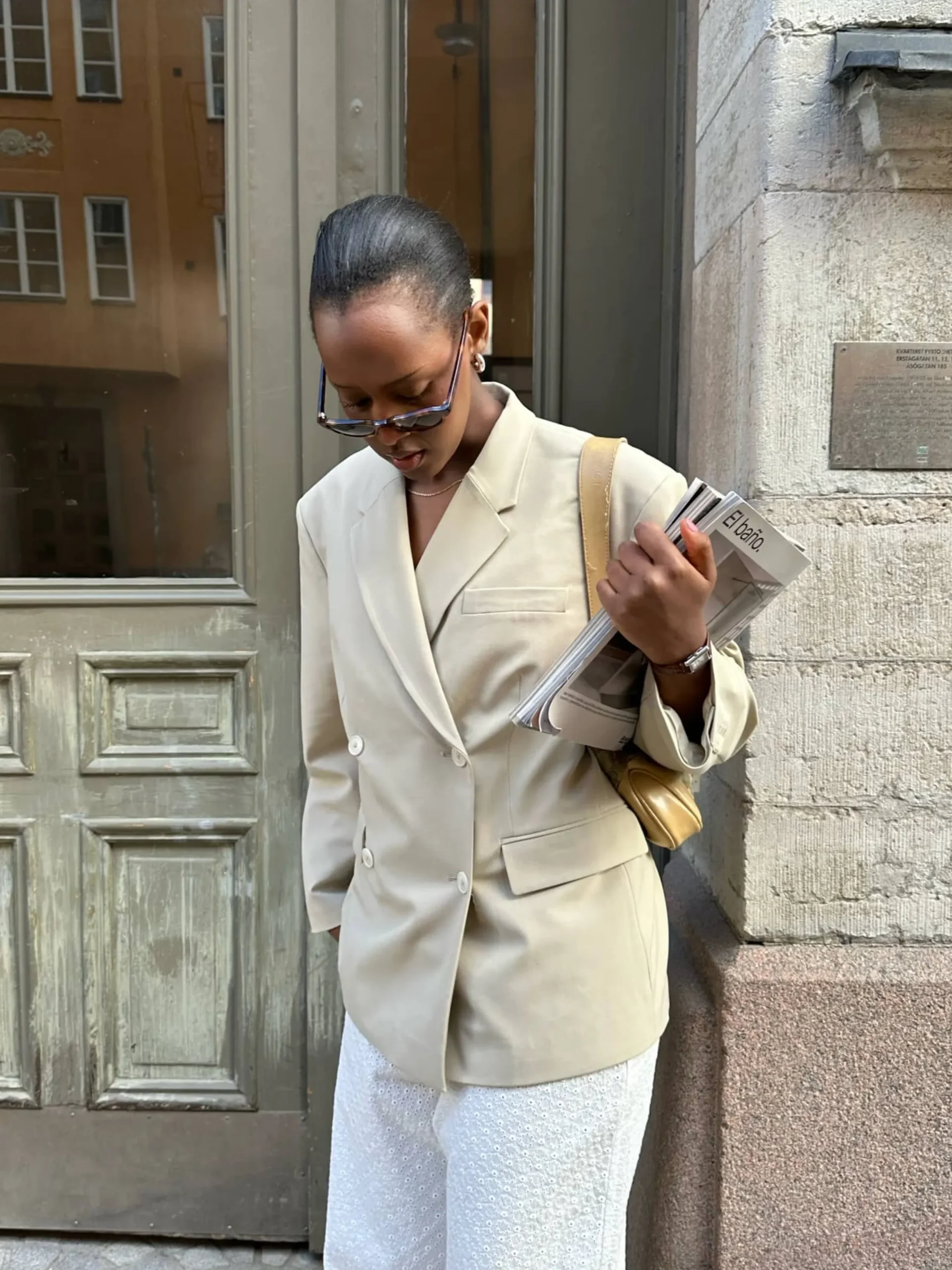 Essential Blazer Greige