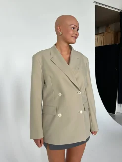 Essential Blazer Greige