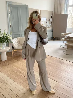 Favorite Pants Oat - Tall