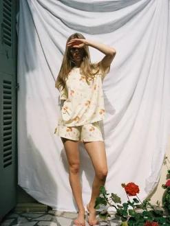 Go Slow Shorts Fruit