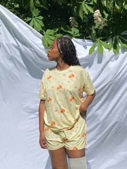 Go Slow Tee Fruit