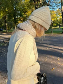 Knitted Beanie Creamy Oat