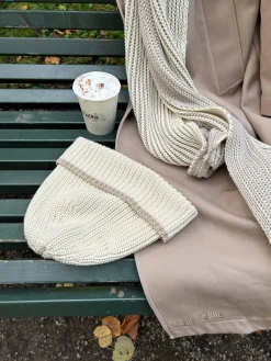 Knitted Beanie Creamy Oat