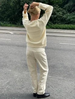 Relaxed Jeans Cream