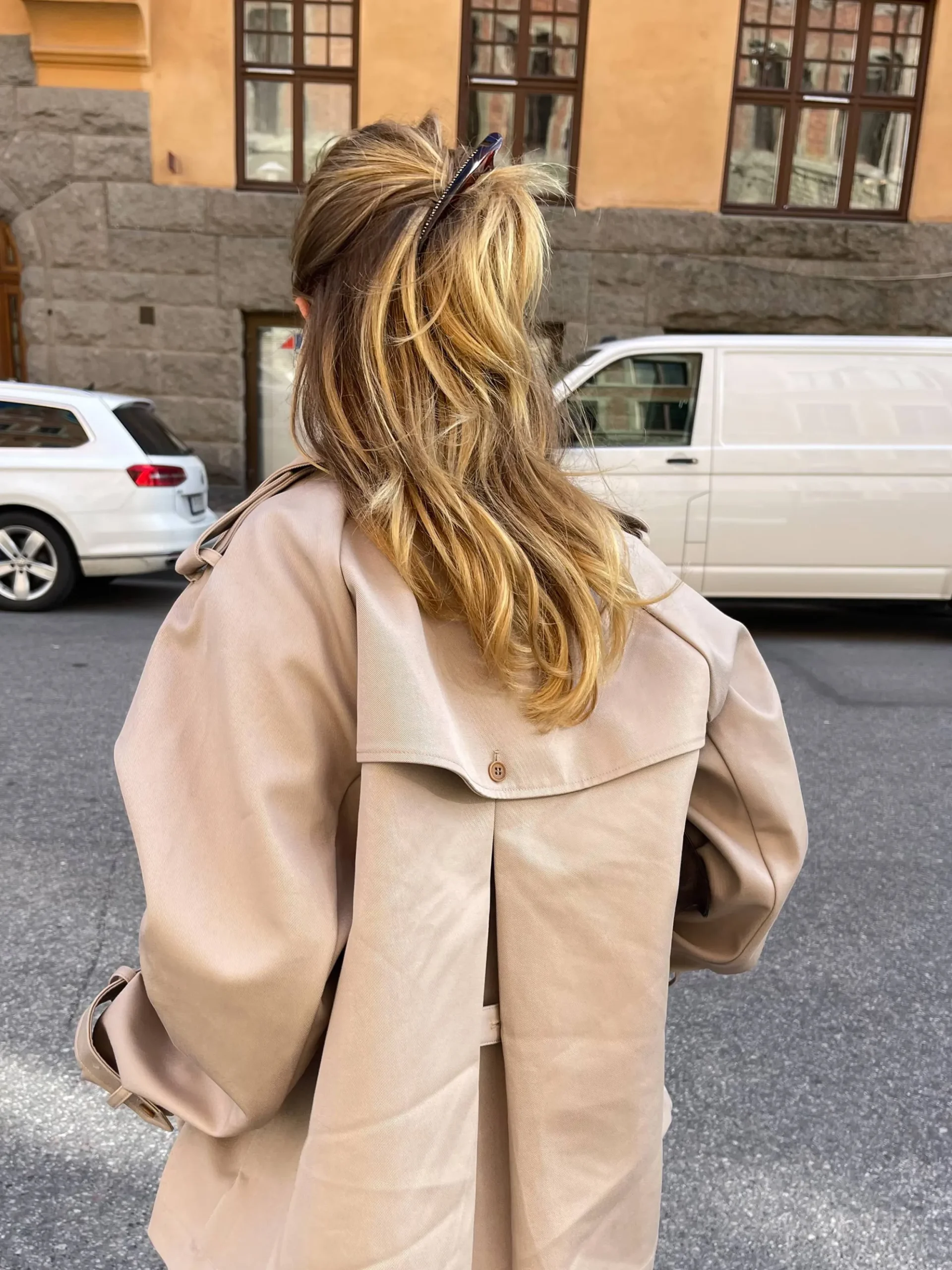 Short Trench Coat Sand