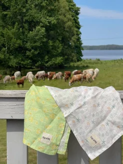 Small Linen Towel Set Summer Cottage